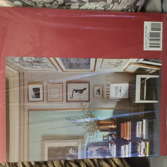 BNWT NOVEL THE FINEST ROOMS IN AMERICA - Picture 2 of 4